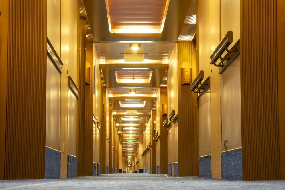 Paquebot... du luxe à la promiscuité