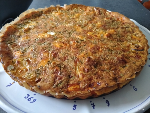 Quiche sans pâte aux asperges et à la féta