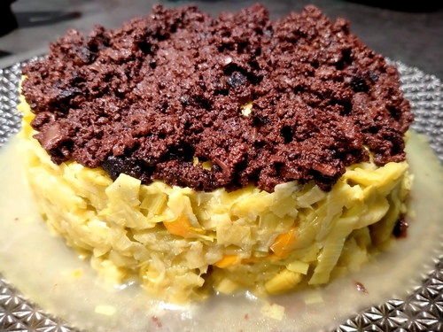 Boudin noir sur fondue de poireaux au curry